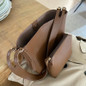 Retro large-capacity bags women's new fashion bucket bag French niche underarm bag Joker messenger bag — image 14 of 16
