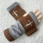 Autumn and winter heart-shaped contrasting color retro warm fashion finger gloves — image 28 of 42