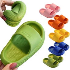 Slippers For Kids, Casual Indoor And Outdoor Slippers, Thickened Non-slip Quick Dry Bathroom Slippers, Light And Comfortable Cloud Soft Bottom Sandals, Summer Kids Water Shoes, Suitable For Bathroom, Beach, Casual Wear — image 3 of 24