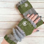 Autumn and winter heart-shaped contrasting color retro warm fashion finger gloves — image 14 of 20