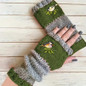 Autumn and winter heart-shaped contrasting color retro warm fashion finger gloves — image 13 of 42