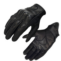 Full Finger Riding Gloves with Intelligent Screen Fingertips for Modern Bikers — image 2 of 15