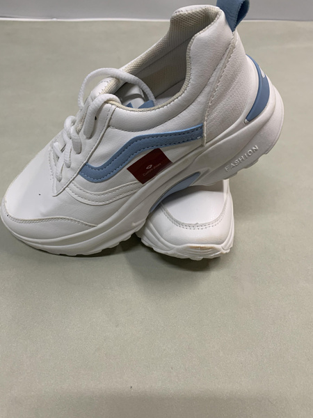 Custom shoes sneakers — image 1 of 6
