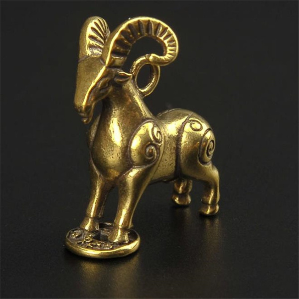 Deer Casting Animal Brass Figurine Abstract Geometric Style Metal Retro Sculpture Home Office Room Desktop Decoration Gift Diy — image 1 of 8