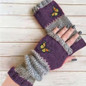 Autumn and winter heart-shaped contrasting color retro warm fashion finger gloves — image 6 of 42