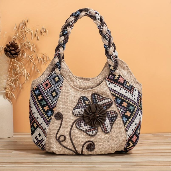 Handmade small flower ethnic style handbag, retro multi-compartment lightweight and durable handbag ethnic style fringed small bag — image 1 of 11