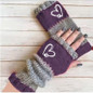 Autumn and winter heart-shaped contrasting color retro warm fashion finger gloves — image 19 of 42
